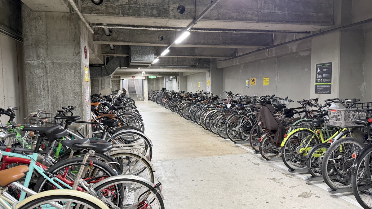 地下駐輪場の様子