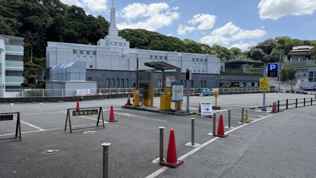 福岡市動物園駐車場の外観