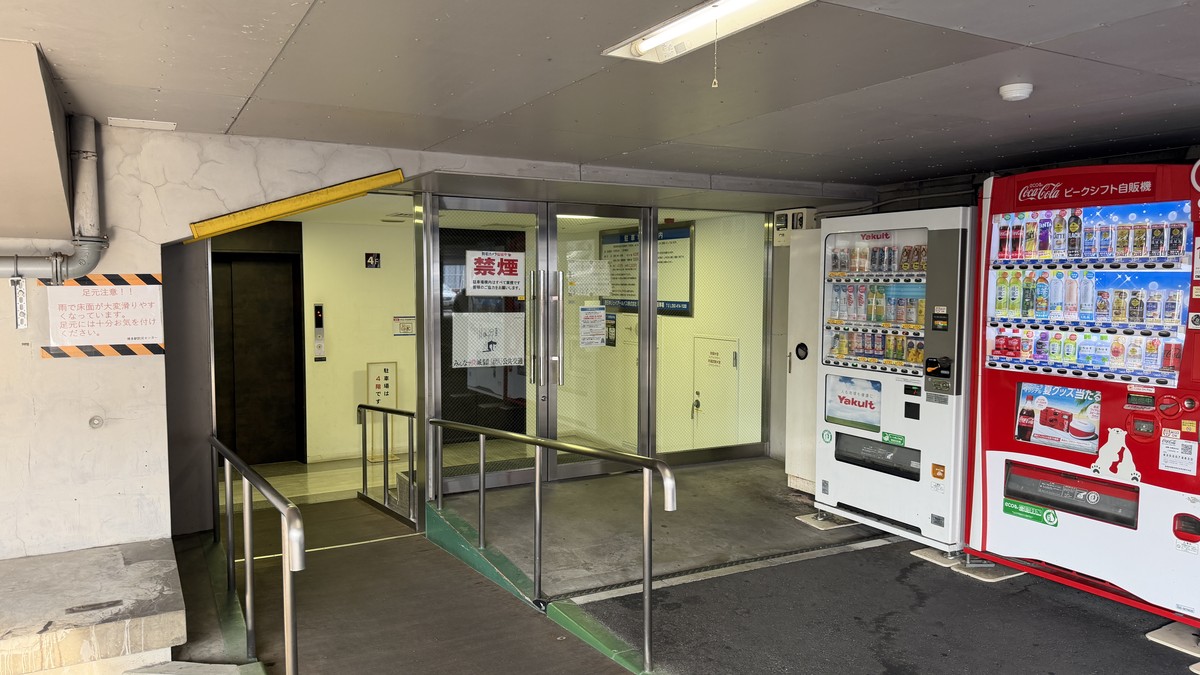 4階北側エレベーターホール