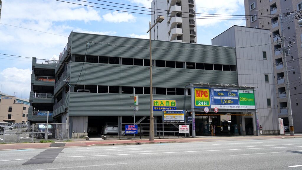 NPC24H石城町パーキングの外観