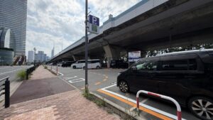 パーク地行浜24時間駐車場2 入口全景